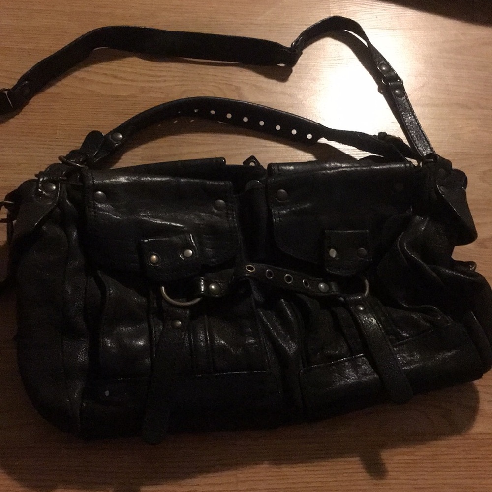 Abaco black leather bag